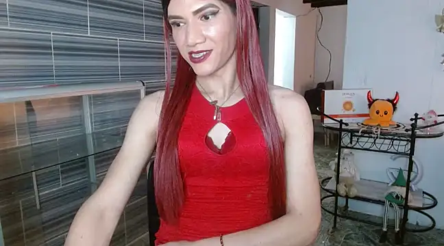 Snapshot of luna_grans_777 chatting on February 18, 10:03 pm luna grans 777 online show from February 18, 10:03 pm