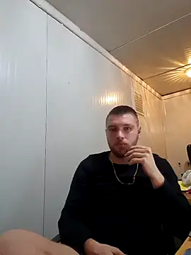 Snapshot of Franso13 chatting on December 25, 10:27 pm Franso13 online show from December 25, 10:27 pm