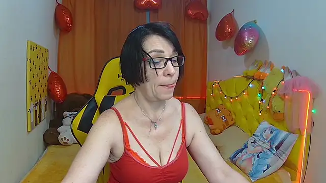SandraHormas online show from March 15, 8:04 am
