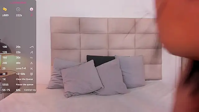 Snapshot of AngelyRosse1 chatting on January 22, 4:23 am AngelyRosse1 online show from January 22, 4:23 am