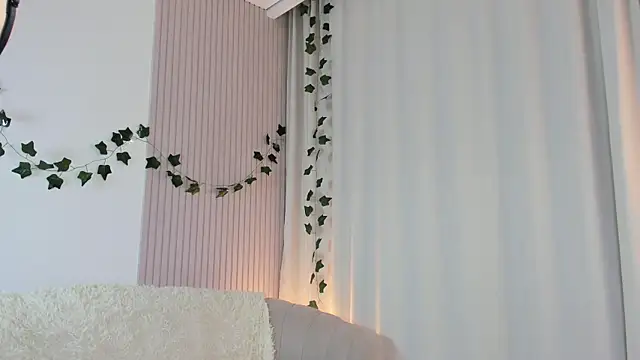 CindyGarrison online show from March 6, 3:46 am