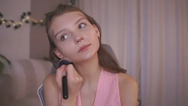 CindyGarrison online show from September 28, 12:49 am