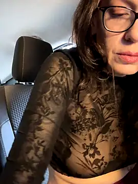 BeautifulMesss online show from September 10, 2:28 pm