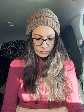 BeautifulMesss online show from December 15, 4:22 pm