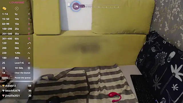 Snapshot of ana_squirt69 chatting on February 3, 12:47 am ana squirt69 online show from February 3, 12:47 am
