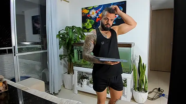 Johnnygrayson1 online show from September 22, 12:01 am