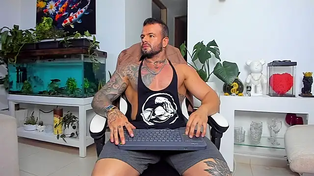 Johnnygrayson1 online show from November 11, 12:10 am