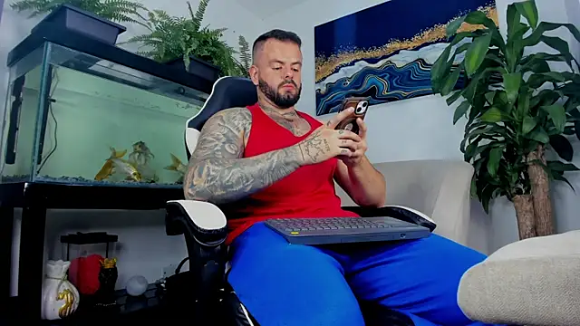 Johnnygrayson1 online show from July 3, 12:06 am