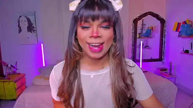 CuteRomi online show from October 24, 4:20 am