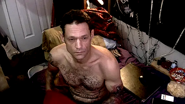 TheOneYouLove69 online show from February 11, 9:31 pm