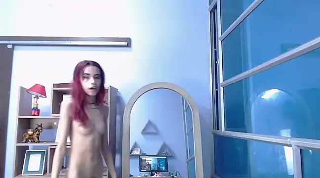 Snapshot of Jasmin_Skinny chatting on December 18, 5:15 am Jasmin Skinny online show from December 18, 5:15 am