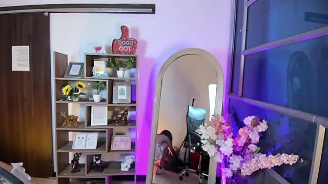 Snapshot of Jasmin_Skinny chatting on September 24, 2:59 am Jasmin Skinny online show from September 24, 2:59 am