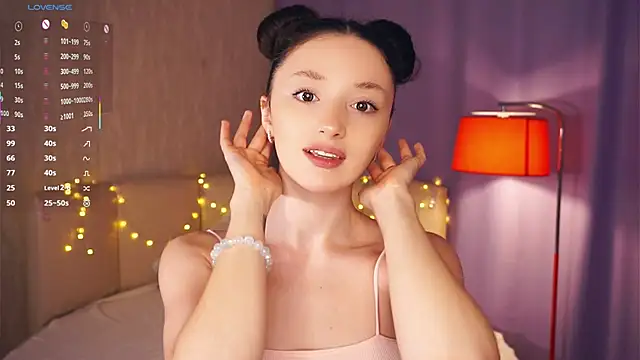 Snapshot of CuteFeret chatting on February 6, 7:56 am CuteFeret online show from February 6, 7:56 am