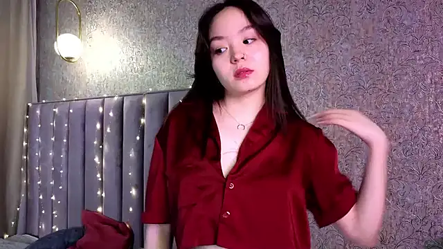 Snapshot of TaiteGloss chatting on January 9, 4:17 pm TaiteGloss online show from January 9, 4:17 pm