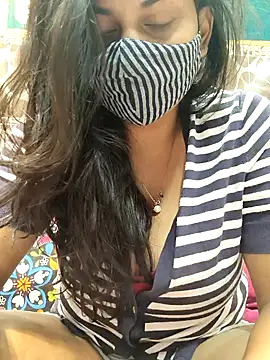 HaaniKaur online show from January 16, 5:12 pm