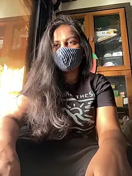 HaaniKaur online show from November 18, 7:35 am