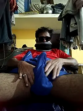 Snapshot of gaysexfun_123 chatting on January 13, 4:07 am gaysexfun 123 online show from January 13, 4:07 am