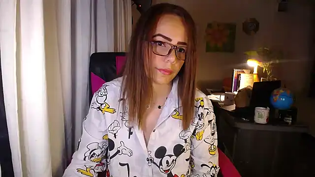 danielle rose 1 online show from June 29, 5:02 pm