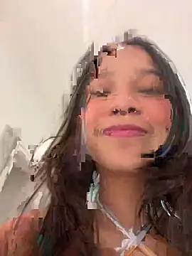 Snapshot of marce_algara chatting on March 19, 3:08 pm marce algara online show from March 19, 3:08 pm