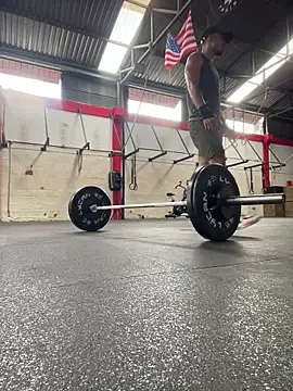 mateoleonee online show from December 3, 5:00 pm