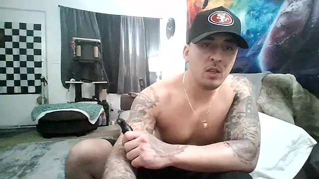 Snapshot of Antoniothedon chatting on December 7, 9:22 pm Antoniothedon online show from December 7, 9:22 pm