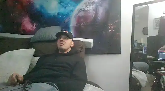 Snapshot of Antoniothedon chatting on February 3, 11:36 pm Antoniothedon online show from February 3, 11:36 pm