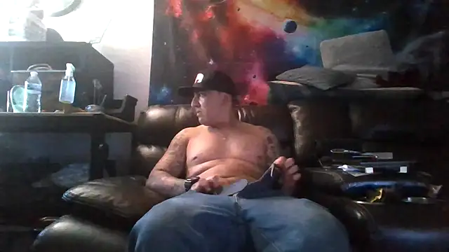 Snapshot of Antoniothedon chatting on September 8, 5:56 pm Antoniothedon online show from September 8, 5:56 pm