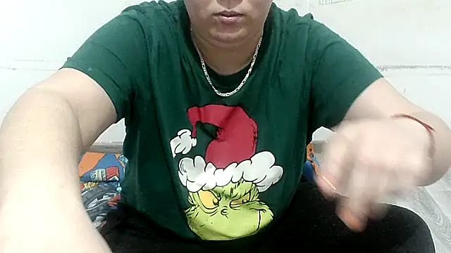 Snapshot of VixenBya chatting on February 11, 4:45 pm VixenBya online show from February 11, 4:45 pm