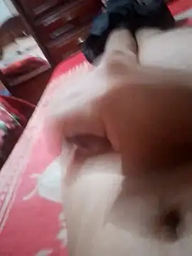 Snapshot of yahirgyui chatting on September 28, 2:06 am yahirgyui online show from September 28, 2:06 am