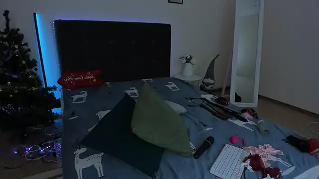 CassieEvans online show from January 3, 6:55 am