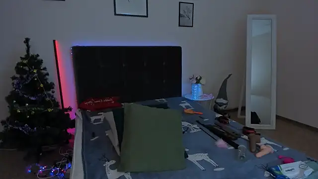 CassieEvans online show from January 4, 6:52 am