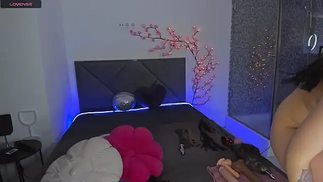 CassieEvans online show from May 3, 5:35 am