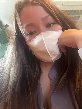 Snapshot of annna_annna_2024 chatting on October 7, 2:09 am annna annna 2024 online show from October 7, 2:09 am