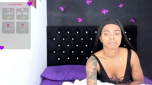 Snapshot of Marce_22 chatting on August 6, 5:48 pm Marce 22 online show from August 6, 5:48 pm