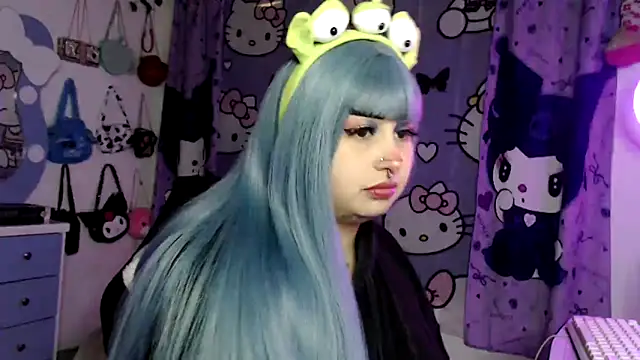 lussyevans24 online show from February 3, 6:40 am