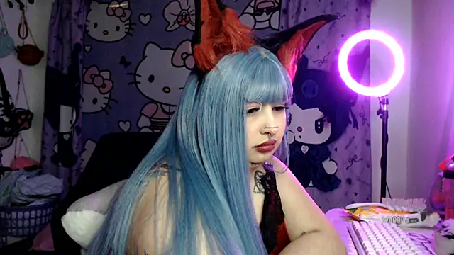 lussyevans24 online show from June 16, 5:21 am