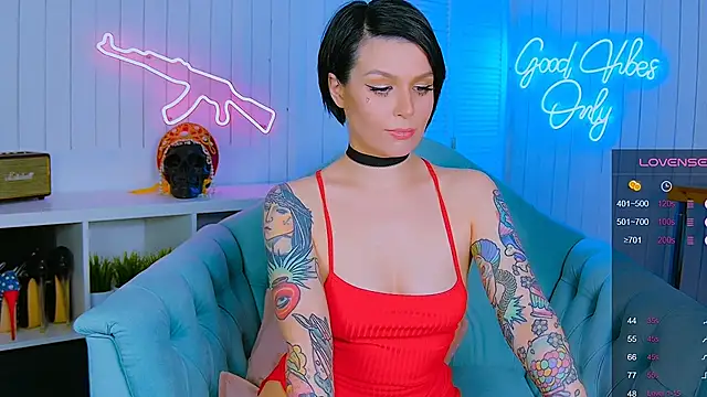 My toys pink online show from February 26, 10:26 am