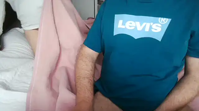 Snapshot of margotgra82 chatting on December 10, 9:33 am margotgra82 online show from December 10, 9:33 am