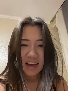 Snapshot of Kim_SLO chatting on December 8, 8:25 pm Kim SLO online show from December 8, 8:25 pm