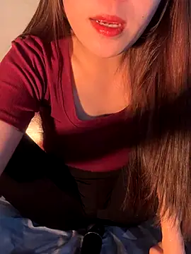 Snapshot of PussyWet_ chatting on November 27, 2:52 pm PussyWet online show from November 27, 2:52 pm