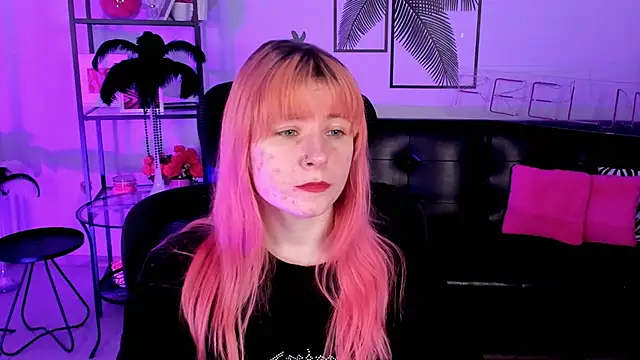 Snapshot of LexiWenford chatting on January 30, 6:13 am LexiWenford online show from January 30, 6:13 am