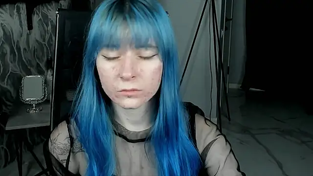 Snapshot of LexiWenford chatting on September 22, 2:46 am LexiWenford online show from September 22, 2:46 am