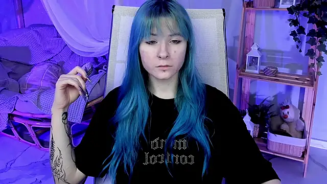 Snapshot of LexiWenford chatting on October 8, 3:04 am LexiWenford online show from October 8, 3:04 am