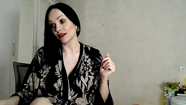Snapshot of Devil_Goddess chatting on December 28, 5:25 pm Devil Goddess online show from December 28, 5:25 pm