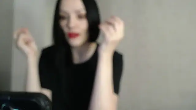 Snapshot of Devil_Goddess chatting on January 2, 4:24 pm Devil Goddess online show from January 2, 4:24 pm
