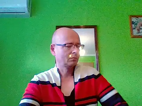 Snapshot of Tiger202441 chatting on October 5, 12:25 pm Tiger202441 online show from October 5, 12:25 pm