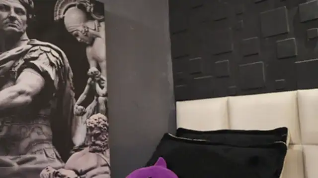 Snapshot of DannSaenz chatting on February 22, 2:19 pm DannSaenz online show from February 22, 2:19 pm