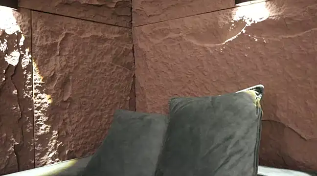 Snapshot of DannSaenz chatting on March 1, 5:38 pm DannSaenz online show from March 1, 5:38 pm