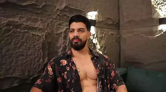 Snapshot of DannSaenz chatting on March 6, 11:03 am DannSaenz online show from March 6, 11:03 am