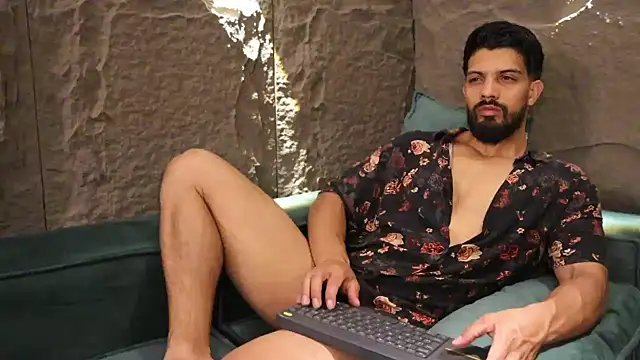 Snapshot of DannSaenz chatting on March 6, 2:08 pm DannSaenz online show from March 6, 2:08 pm